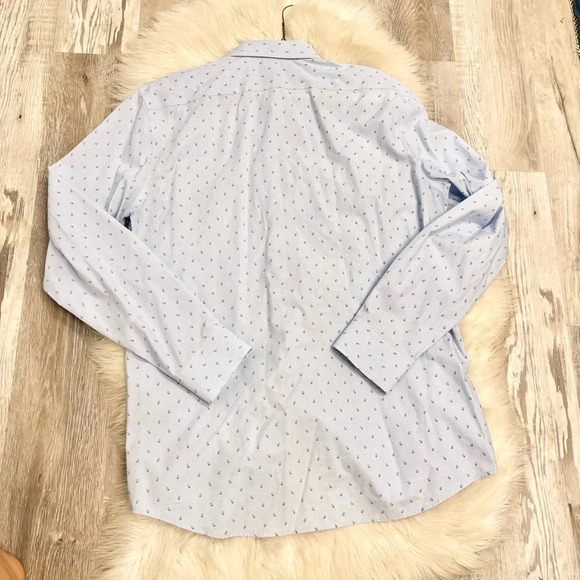 Banana republic Non-iron standard fit light blue flower button down shirt med - Picture 7 of 8